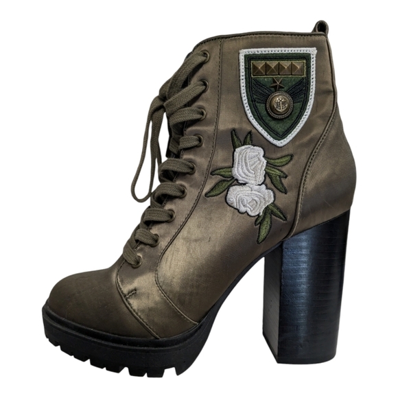 Steve Madden Laurie bootie olive satin Size 7.5 Military combat boot - Picture 7 of 9